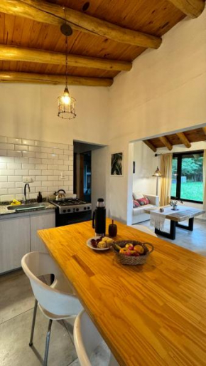 Casa confortable y luminosa a pocos metros del rio